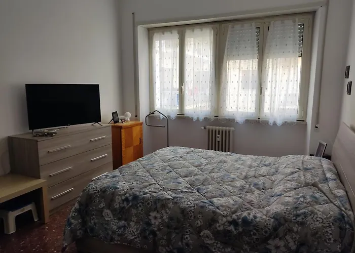 14 Apartment Rom