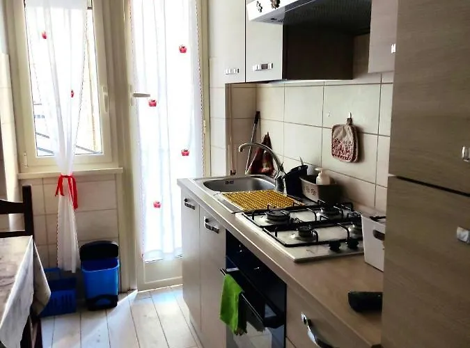 14 Apartment Rom